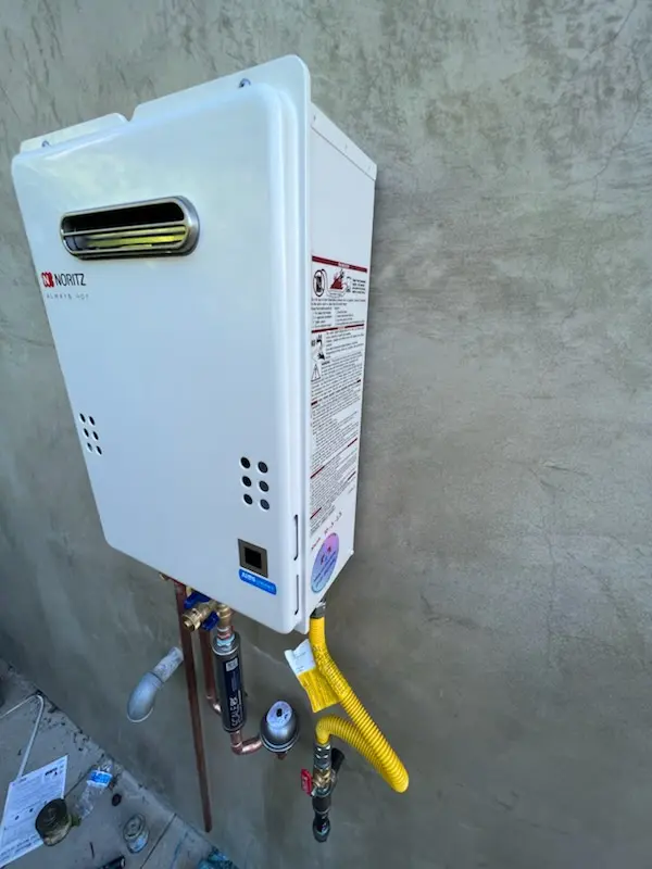 Tankless water heater installation for West Glendale homes